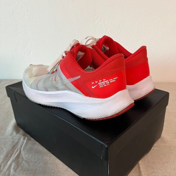 Nike Men’s 8.5 Running Shoes – White/Red - Picture 2 of 3